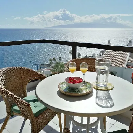 Beach Front Terrace Holiday Apartment, Puerto Santiago * Puerto de Santiago (Tenerife)