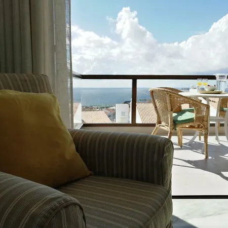 Beach Front Terrace Holiday Apartment, Puerto Santiago